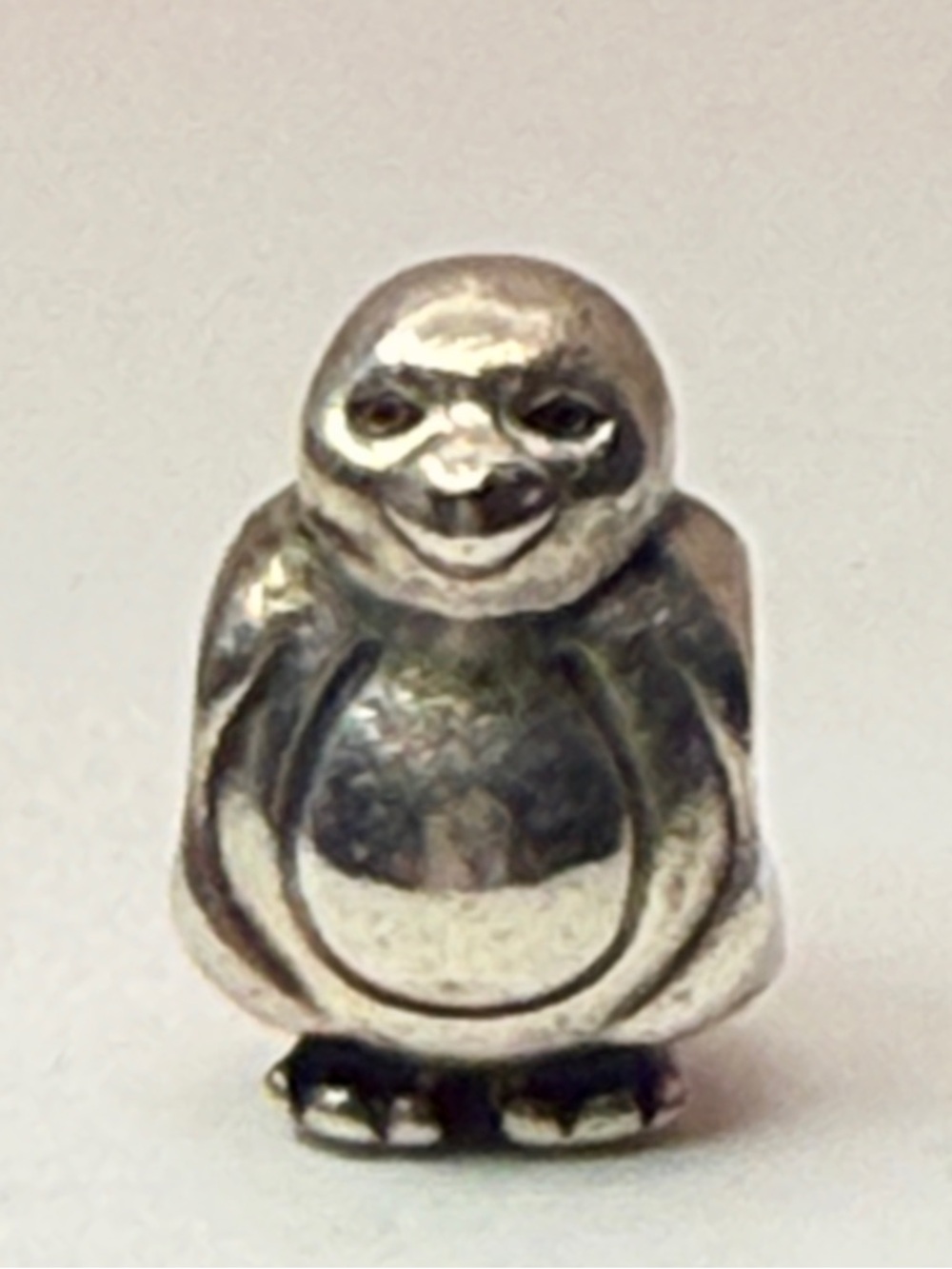 Retired Pandora Smooth Head Penguin Charm 790423 925 ALE